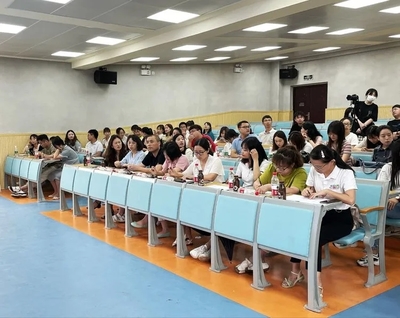 輔之以禮 導之以情 圓之以夢--中南林業(yè)科技大學涉外學院第二屆輔導員職業(yè)技能大賽拉開帷幕