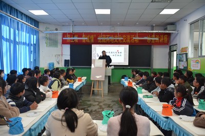 龍藏文化交流活動(dòng):巧手傳情裁剪團(tuán)結(jié)景 妙筆生花描繪生態(tài)圖